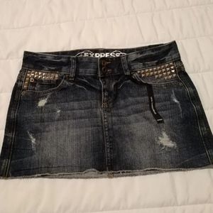 Express NWT denim skirt